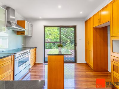 39 Blackman Crescent, Macquarie