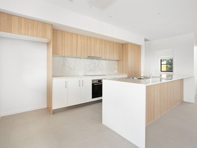 4 / 6 Koel Circuit, Peregian Springs