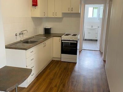 8 / 15 Gilmore Street, Wollongong