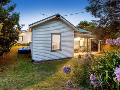 4-4A Skelton Place, Sorrento