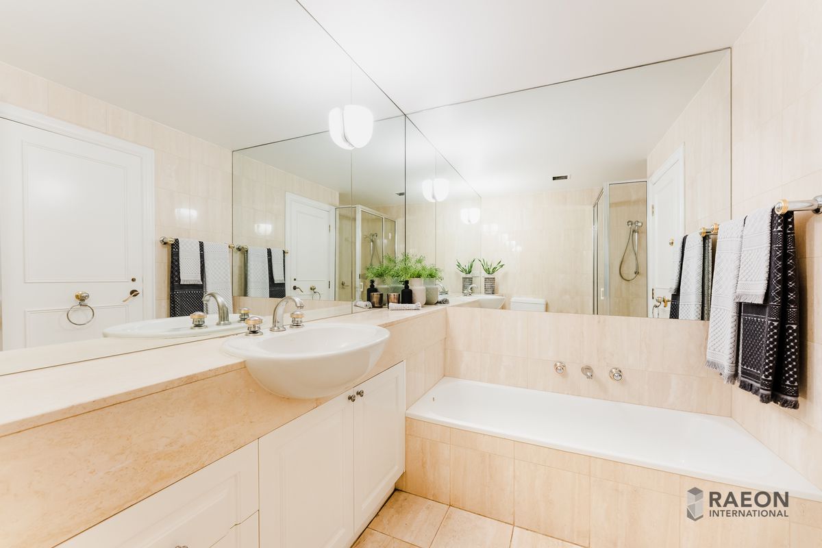 2 / 380 Toorak Road, South Yarra