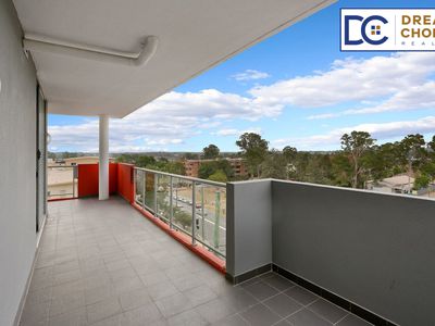 301 / 12 Fourth Avenue, Blacktown