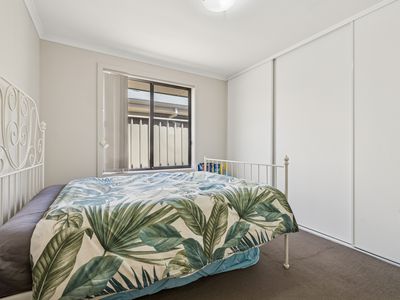 8 / 15 Windsong Court, Morphett Vale