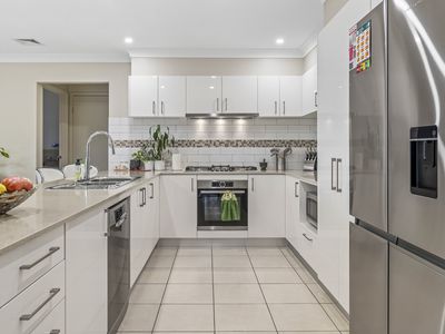 11 Celestial Drive, Morisset Park