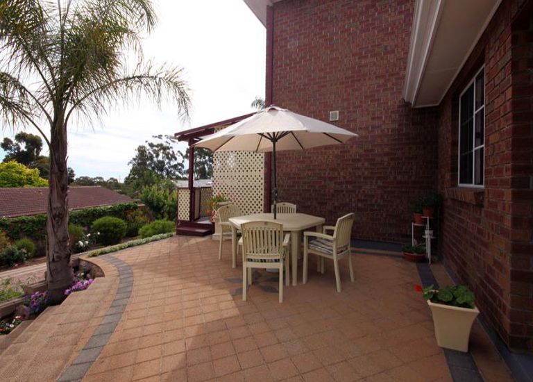 170 Black Road, Flagstaff Hill