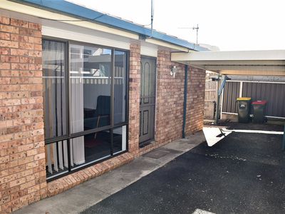 unit 2/377 Grey Street, Glen Innes