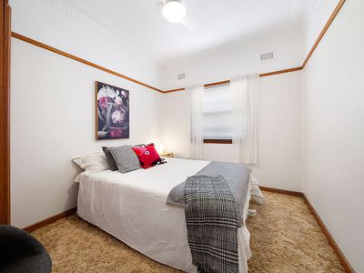 2 Beaumaris Crescent, Mortdale