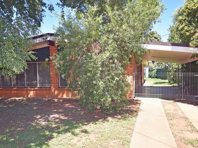 15 Johns Avenue, Dubbo