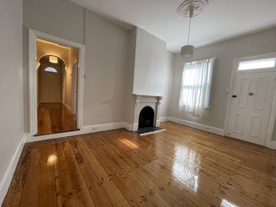 31 Sutherland Street, St Peters