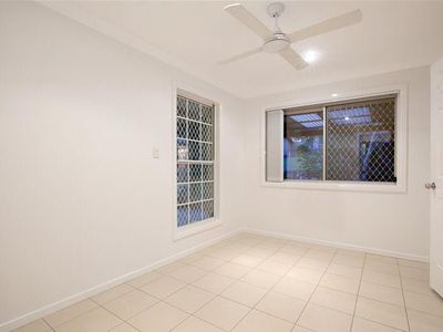 13 Wooraka Street, Rochedale South