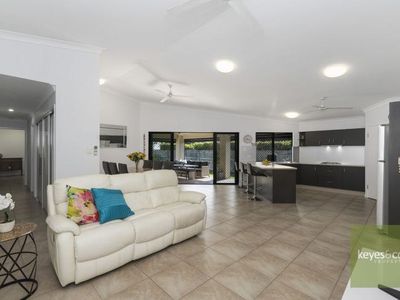 12 Hawkhurst Place, Kirwan