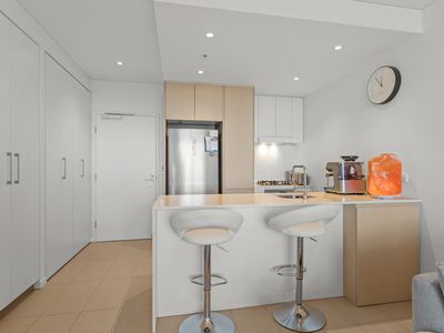 10414 / 320 MacArthur Avenue, Hamilton