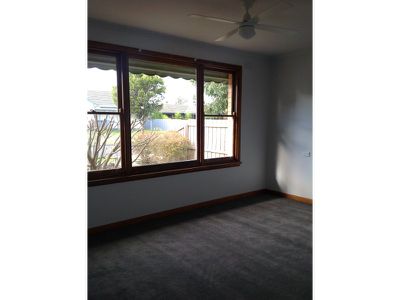 38 Digby Avenue, Belmont