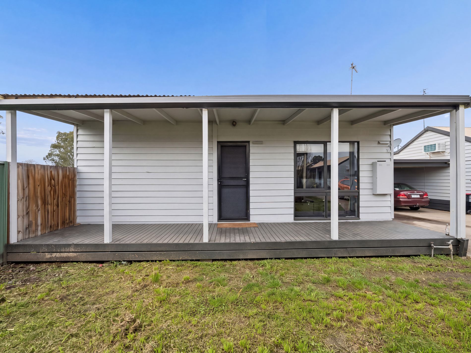 11 / 2-6 Albert Street, Seymour
