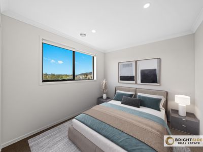 17 Vendeen Walk, Clyde North