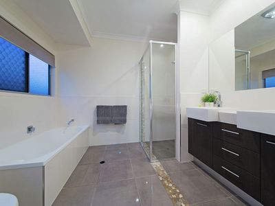 38 Feathertail Place, Gumdale