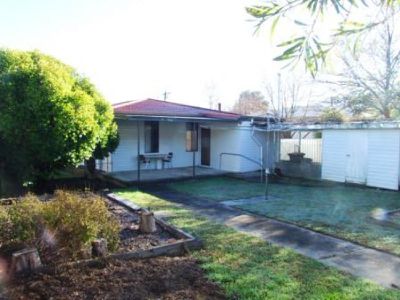 68 Lakeside Avnenue, Mount Beauty