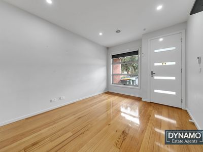 2 / 6 Dunn street, Broadmeadows
