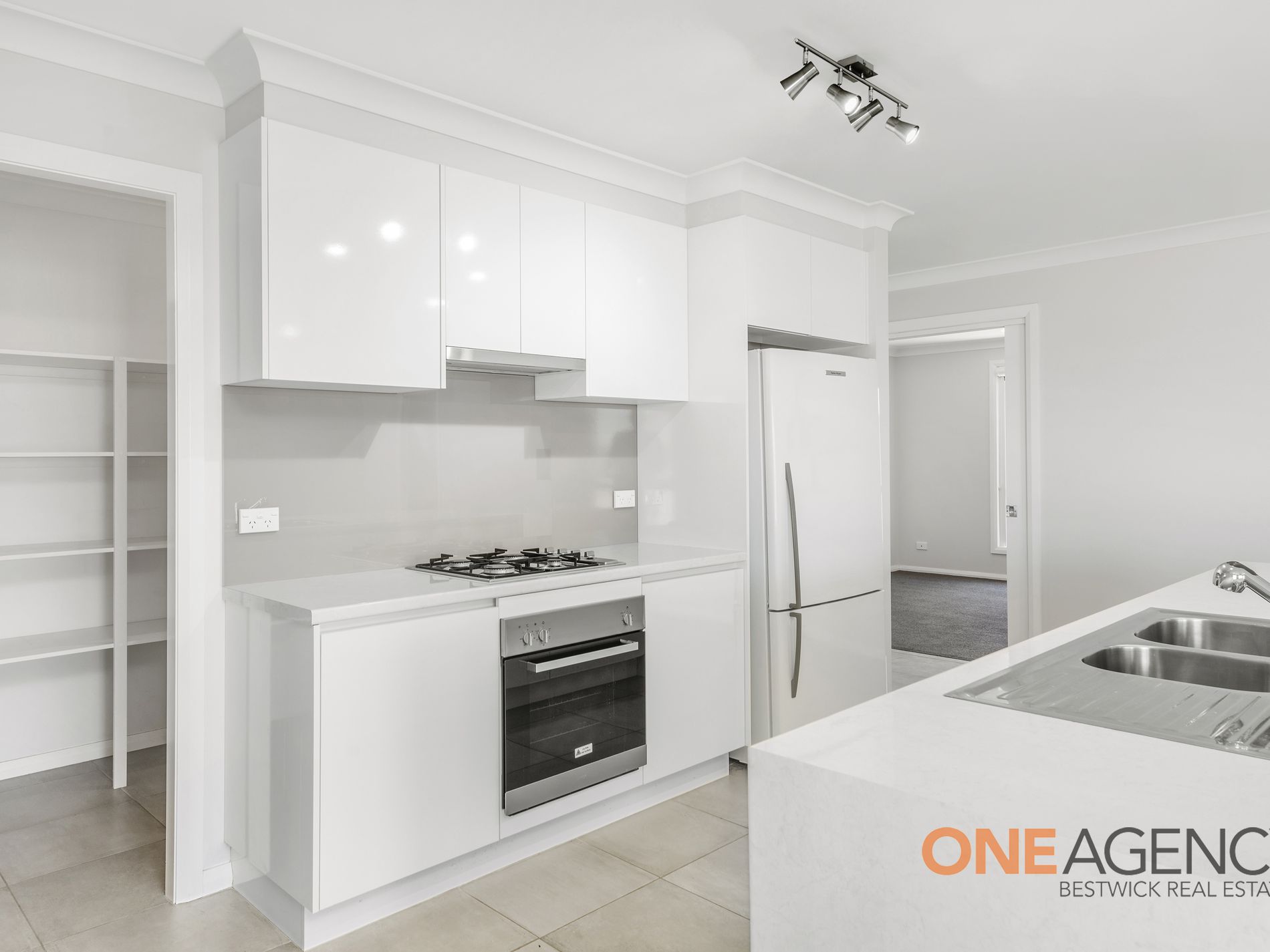 83 Graham Drive, Kelso