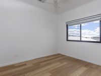 24 Tamarind Crescent, Park Ridge