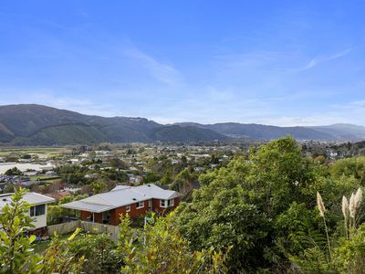 2 Dunleith Grove, Silverstream