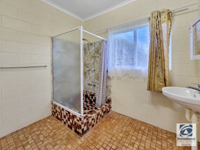 12 Walker Street, Kairi