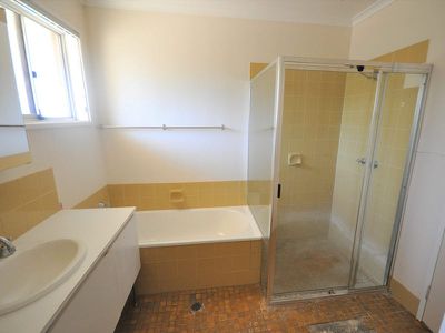 4 Yalberee Street, Newman