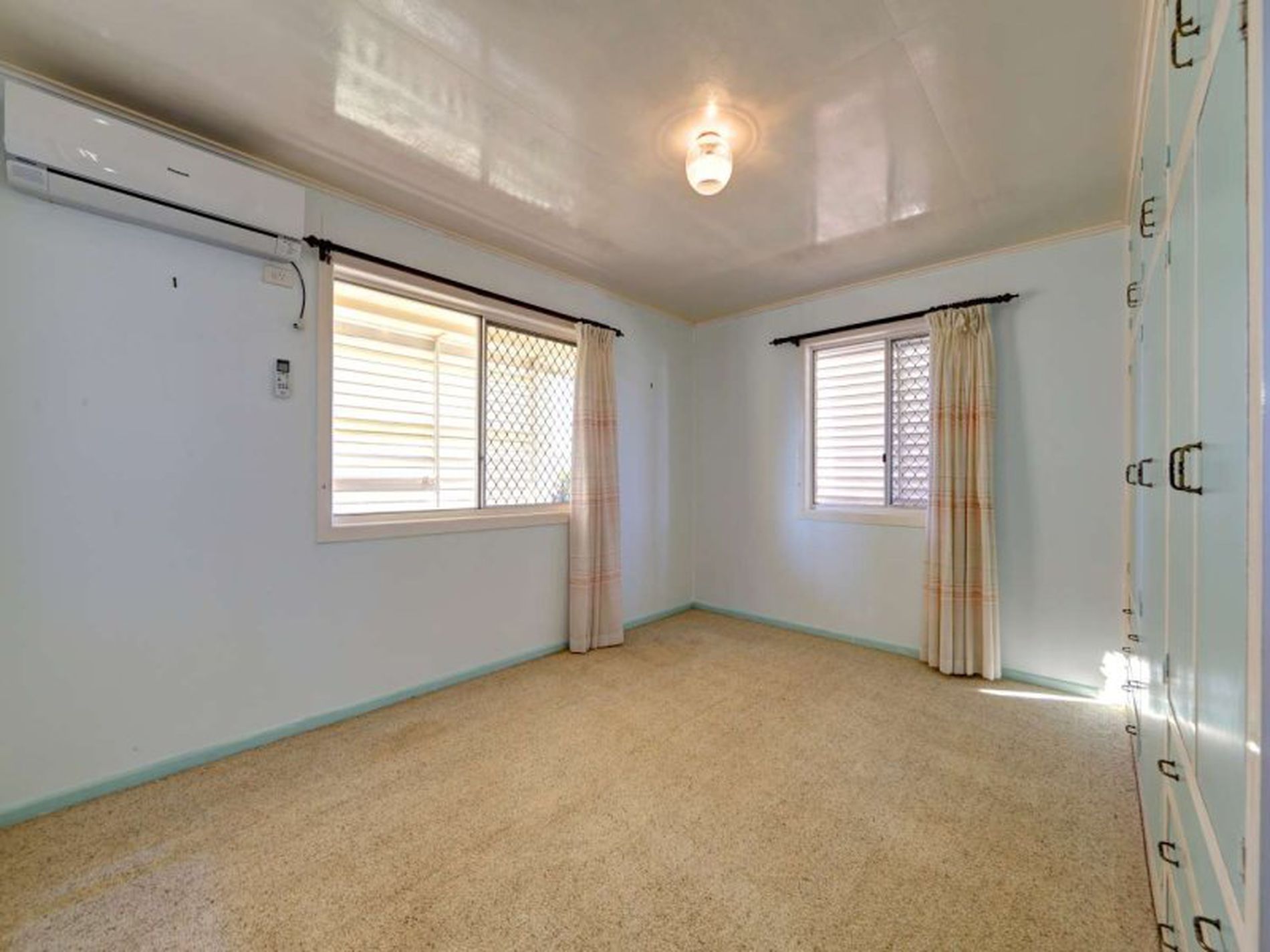 8 Black Street, Norville