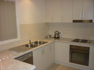 12 / 5 John Brass Place, Dubbo