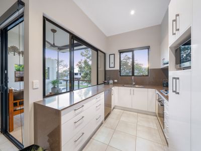 6 / 6 Sixth Ave, Sandgate