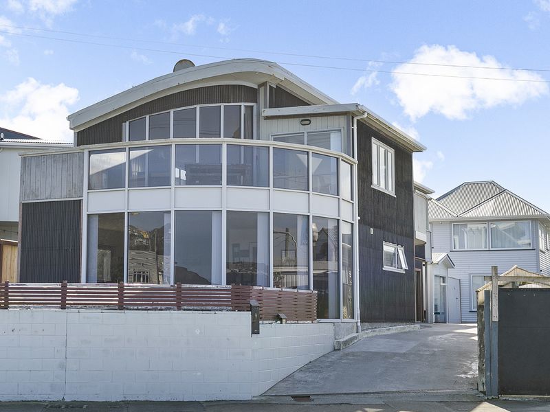 96B Lyall Parade, Lyall Bay