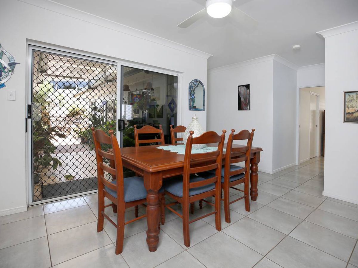 13 Moses Circuit, Atherton