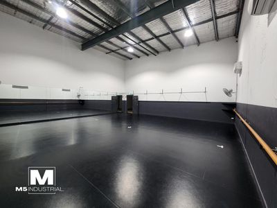 1 / 9 Ladbroke Street, Milperra