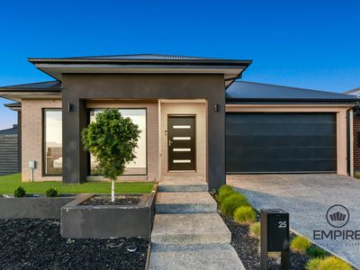 25 Serengeti Street, Clyde North