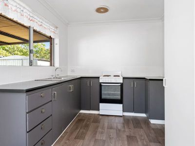 4B O'Connor Way, West Lamington