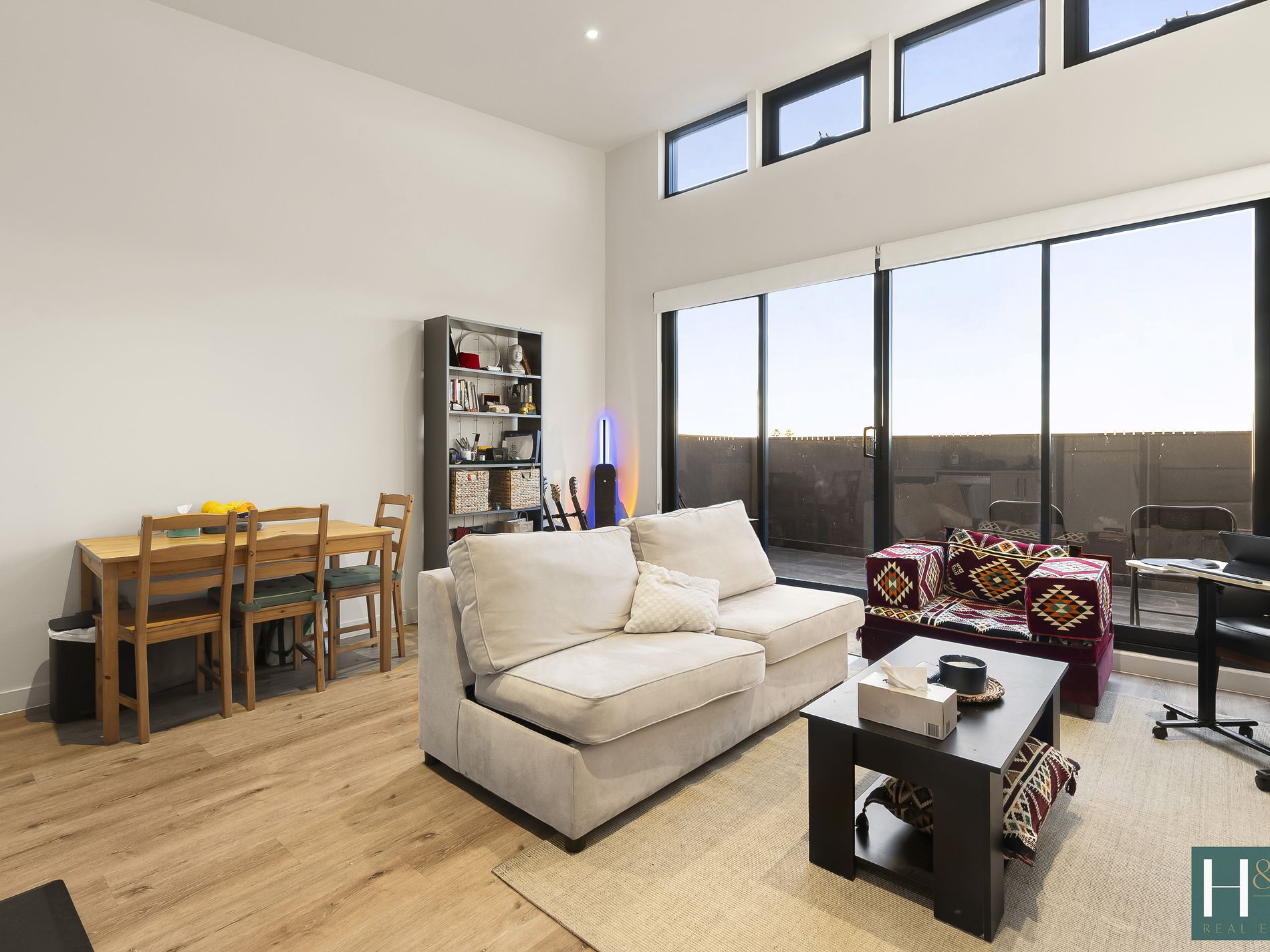 301 / 337 Bell Street, Pascoe Vale South