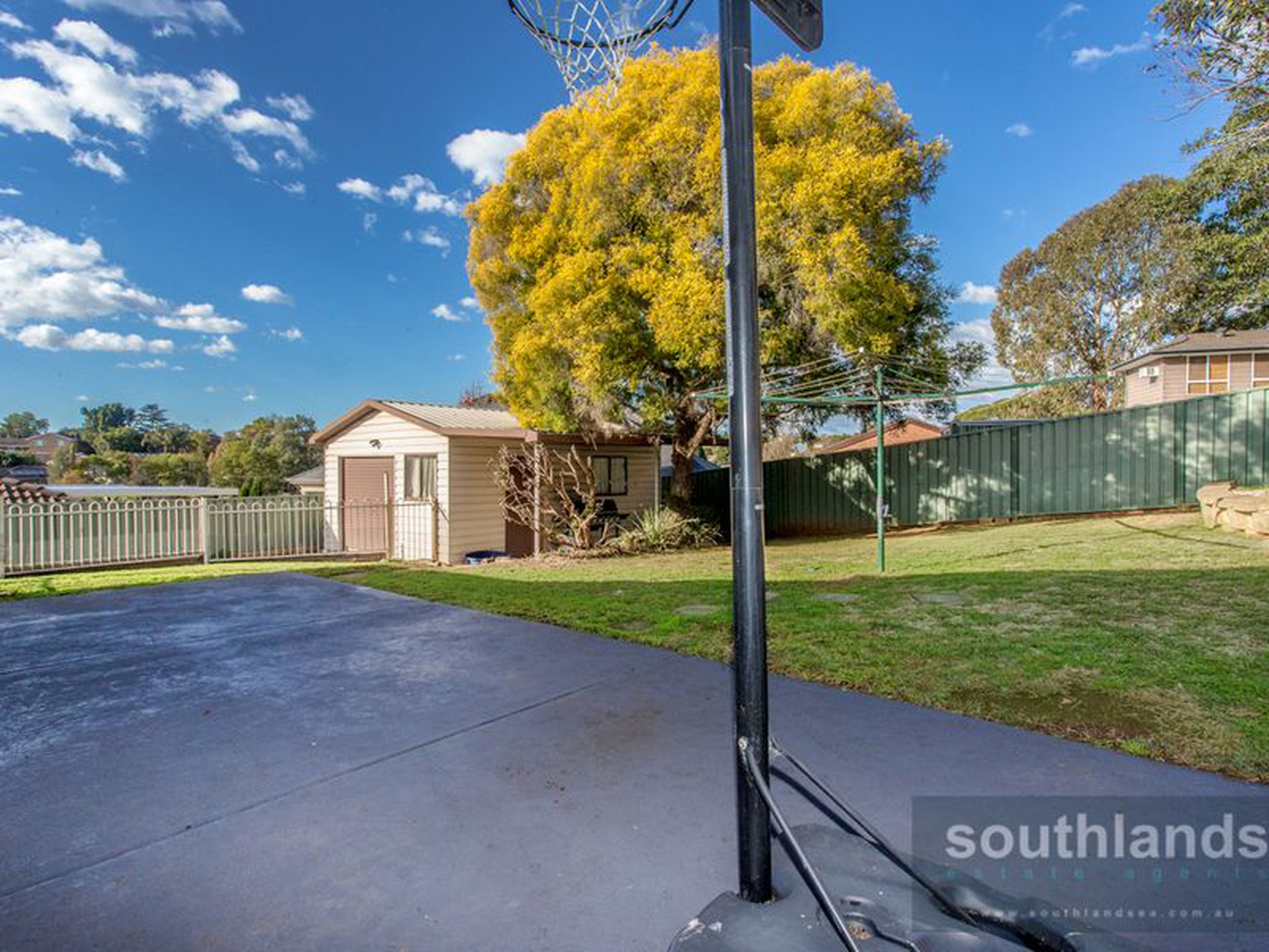 6 Morrel Place, KINGSWOOD