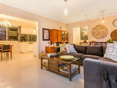 26 Fern Grove, Rye