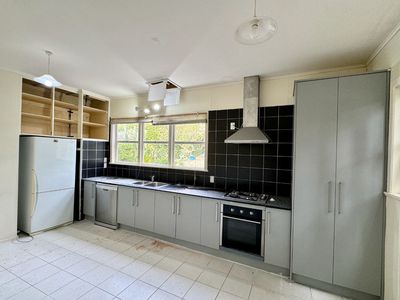 1 / 4 Tweed Street , Herne Bay