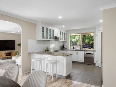 17 Oakmont Crescent, Albany Creek