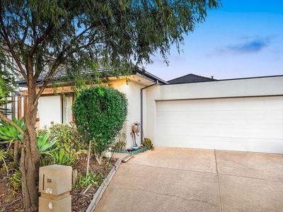 20 Half Moon Terrace, Point Cook