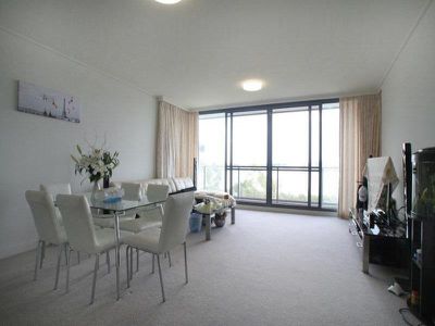 302 / 18 Shoreline Drive, Rhodes