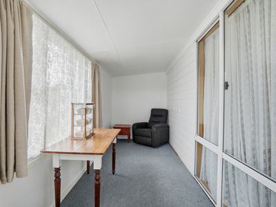 42 Badajos Street, Ross