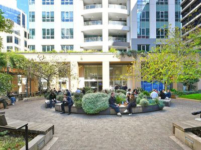 2009 / 79-81 Berry Street, North Sydney