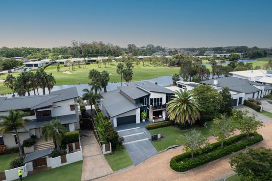 2279 Banksia Lakes Drive , Sanctuary Cove