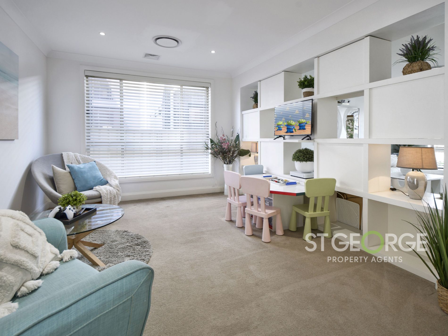 14 Rocklea Crescent, Sylvania