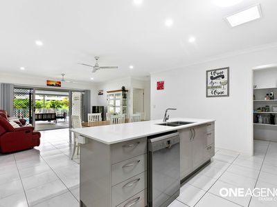 1 Jordan Close, Urangan