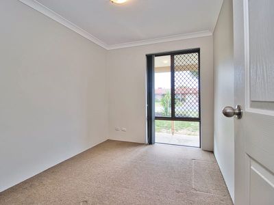 9 Dargin Way , Rockingham