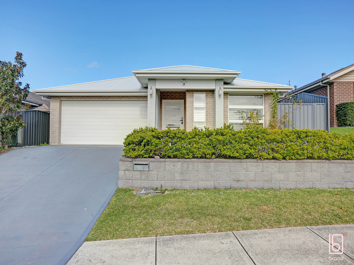 12 Frank Avenue, Wadalba