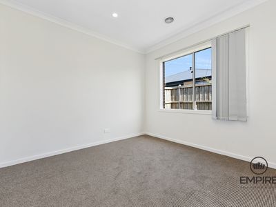 22 Hallyburton Drive, Clyde North